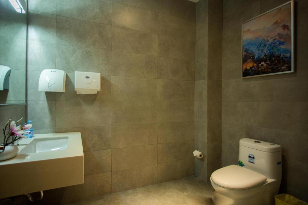 מלון Ibis Kunming Beijing Rd מראה חיצוני תמונה